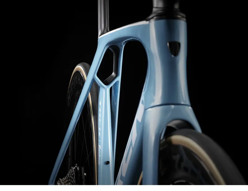 Trek Madone SLR 9 Road Race Bike in Azure Blue-7